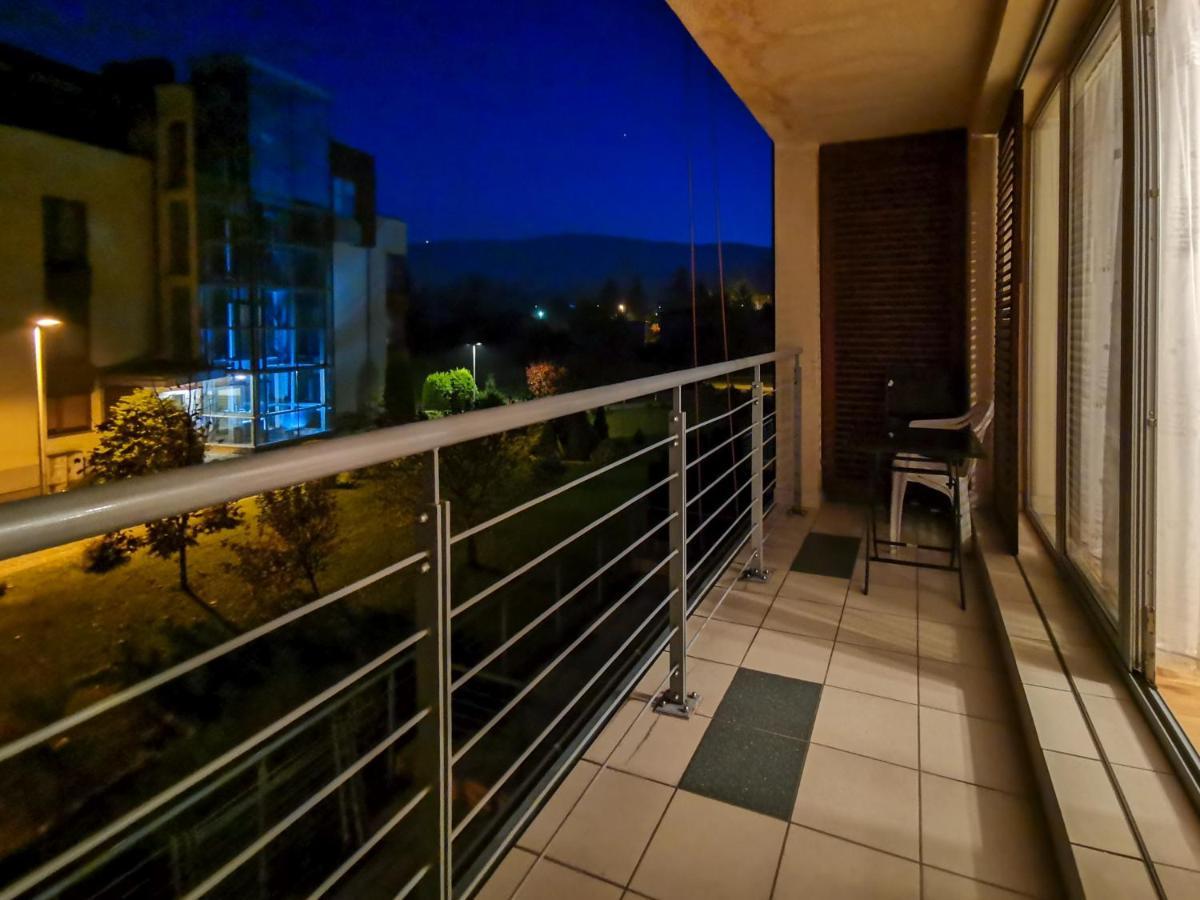 Apartament Stylowy - Zeta Park ウストロン エクステリア 写真